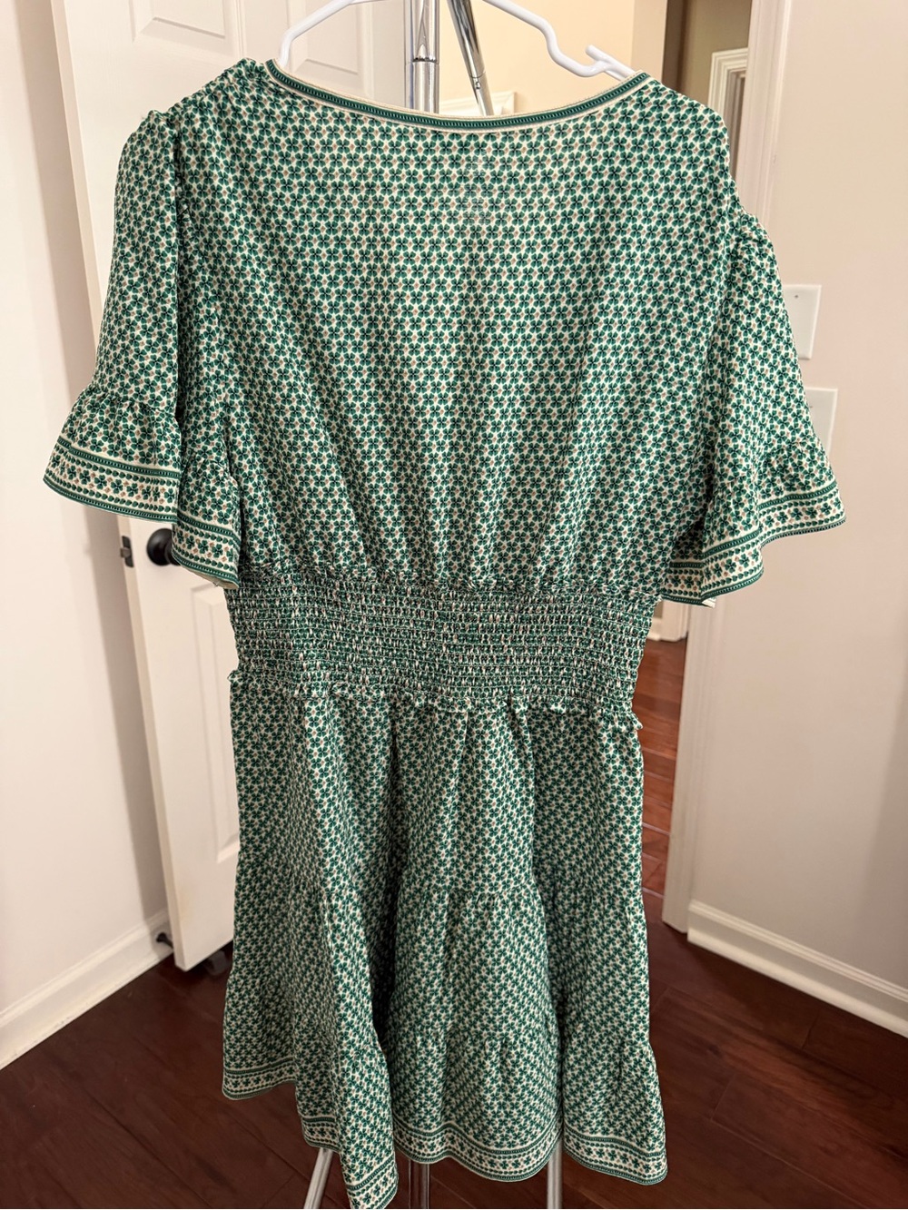 Max Studio Green Printed Midi Wrap Dress - Picture 3 of 3